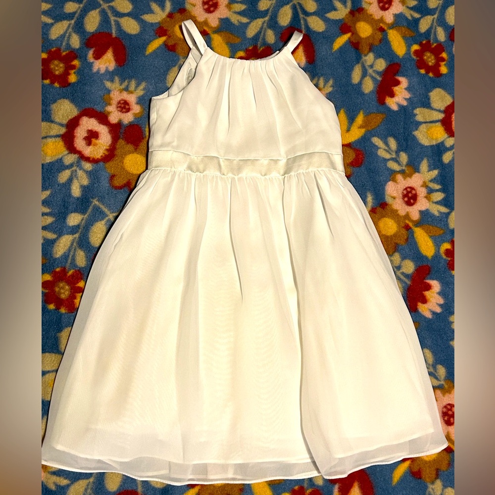 Beautiful, perfect for Easter, Little girls, size 3, cream dress.